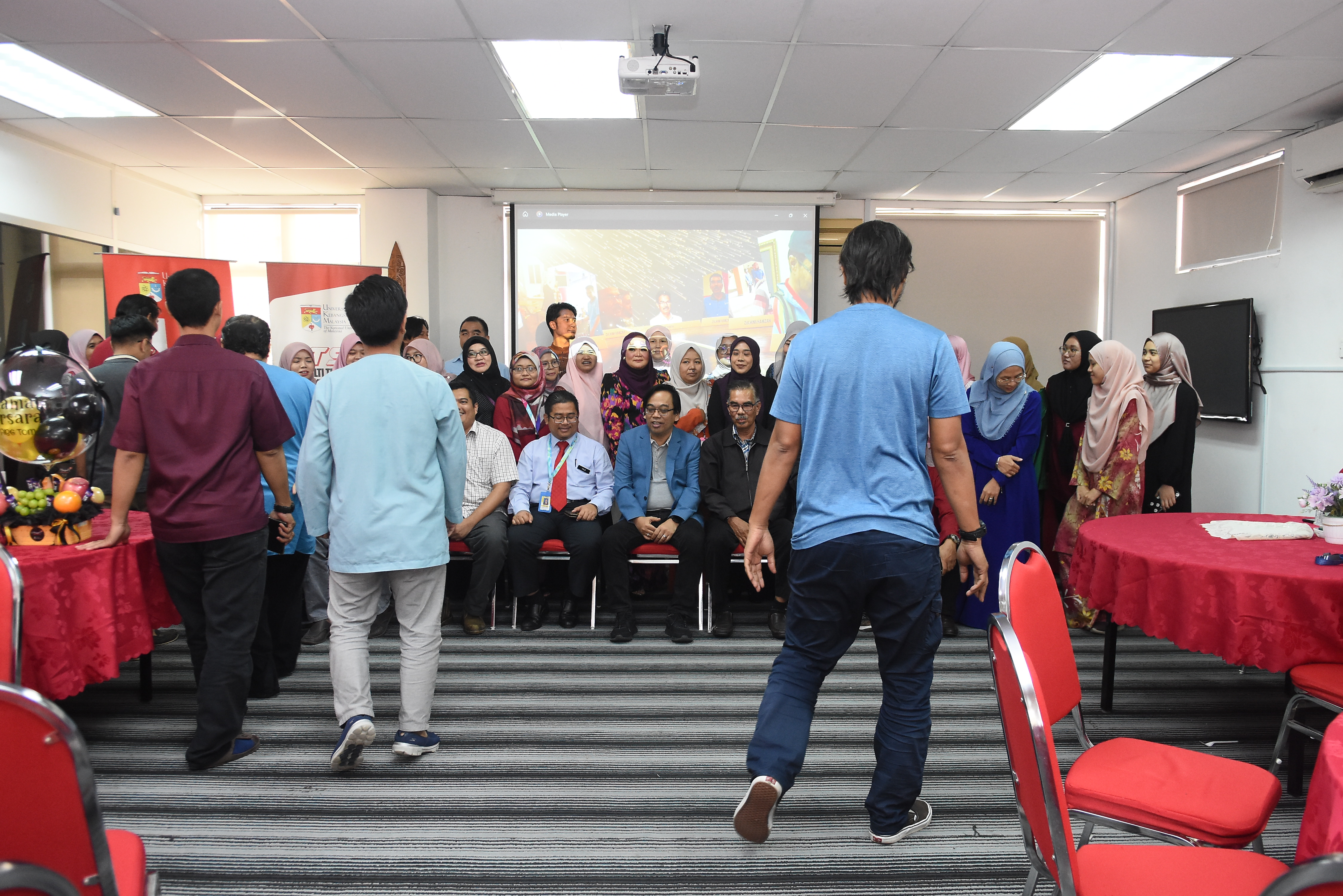 DSC 2503